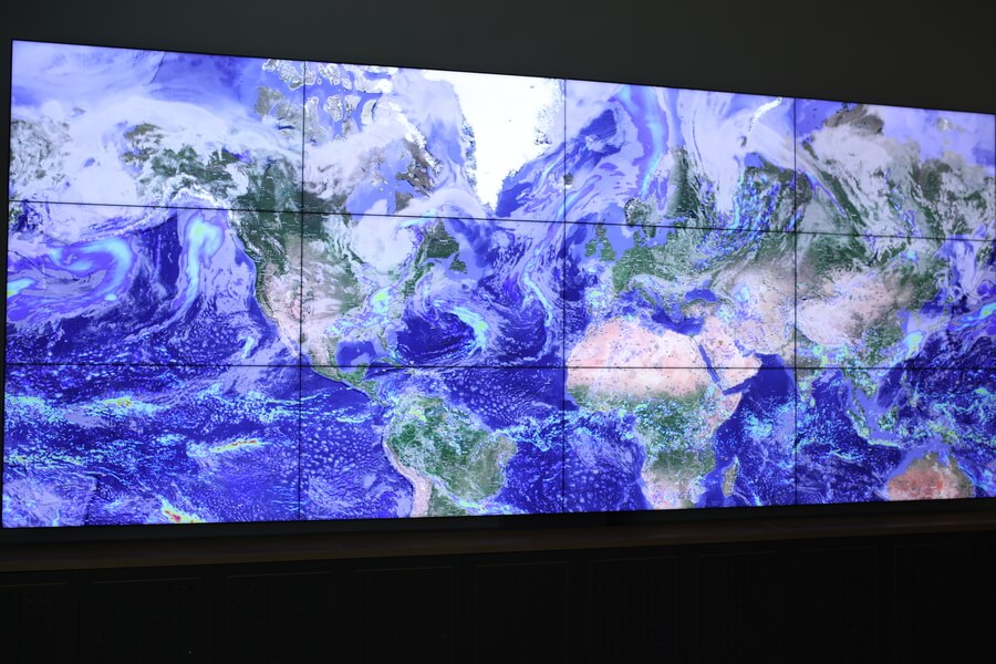 full scale lygos gis map on video wall
